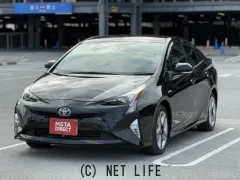 トヨタ プリウス