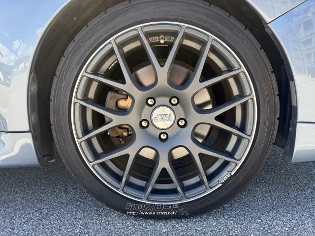 スバル レヴォーグ