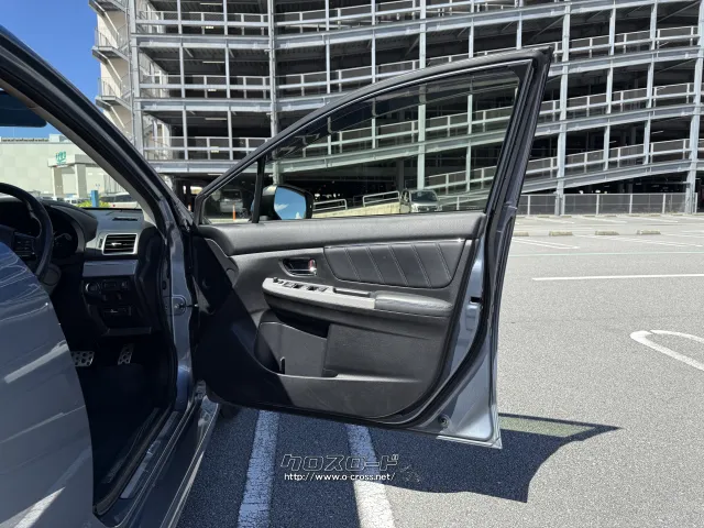 スバル レヴォーグ