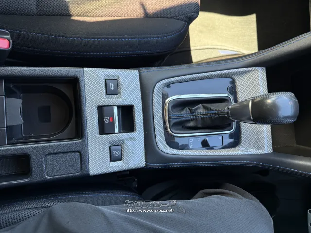 スバル レヴォーグ