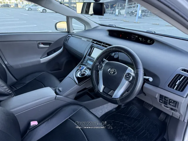 トヨタ プリウス