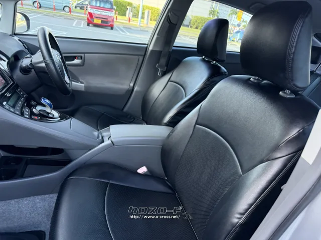 トヨタ プリウス