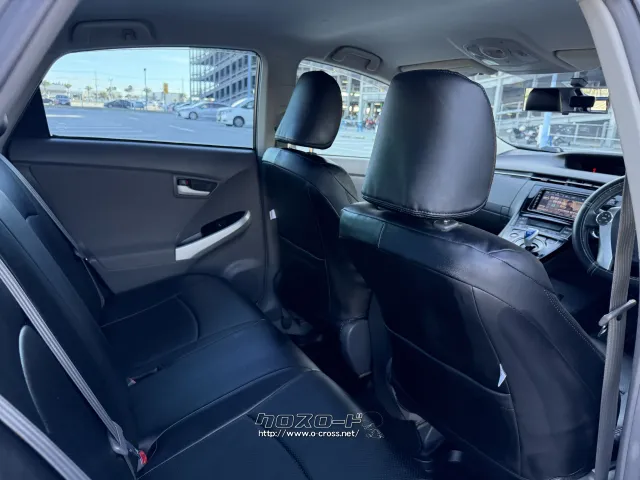 トヨタ プリウス