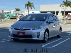 トヨタ プリウス