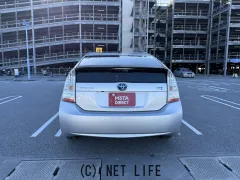 トヨタ プリウス