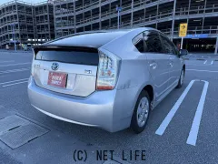 トヨタ プリウス