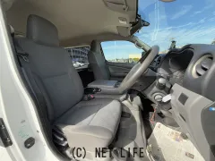 日産 NV350キャラバン