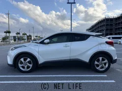 トヨタ C-HR