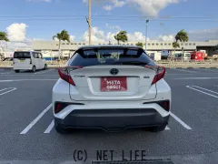 トヨタ C-HR