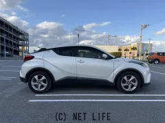 トヨタ C-HR