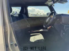 ダイハツ タフト