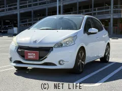 プジョー 208