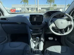 プジョー 208