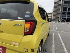 ダイハツ ミライース
