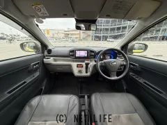 ダイハツ ミライース