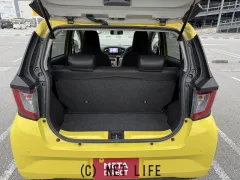 ダイハツ ミライース