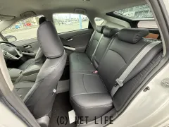 トヨタ プリウス