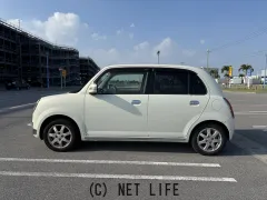 ダイハツ ミラジーノ