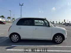 ダイハツ ミラジーノ