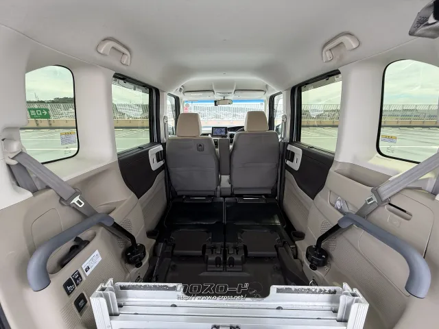 ホンダ N-BOX