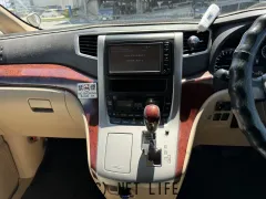 トヨタ ヴェルファイア