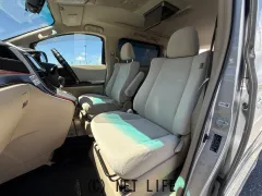 トヨタ ヴェルファイア