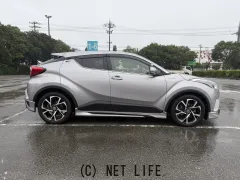 トヨタ C-HR