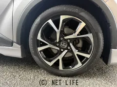 トヨタ C-HR