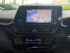 トヨタ C-HR