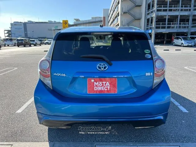 今までの中古車売買は市場に出回る中で、いくつもの業者や輸送費がかかっていて、購入時に大きなコストが上乗せされていました。MOTA DIRECTはそんな中間コストを大幅に削減。だから安く販売! トヨタ アクア