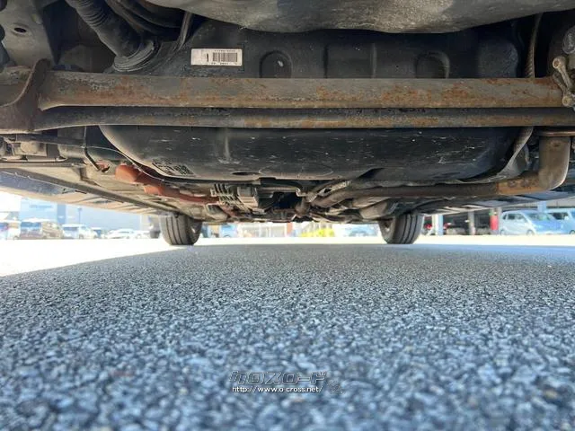 今までの中古車売買は市場に出回る中で、いくつもの業者や輸送費がかかっていて、購入時に大きなコストが上乗せされていました。MOTA DIRECTはそんな中間コストを大幅に削減。だから安く販売! トヨタ アクア