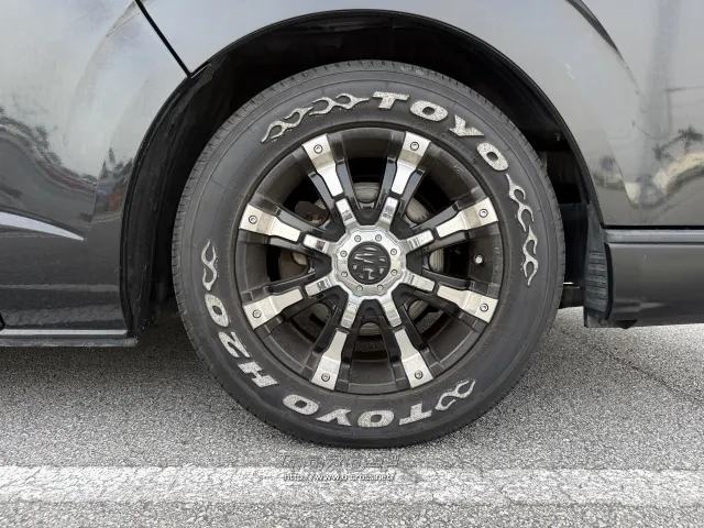 トヨタ ハイエースバン