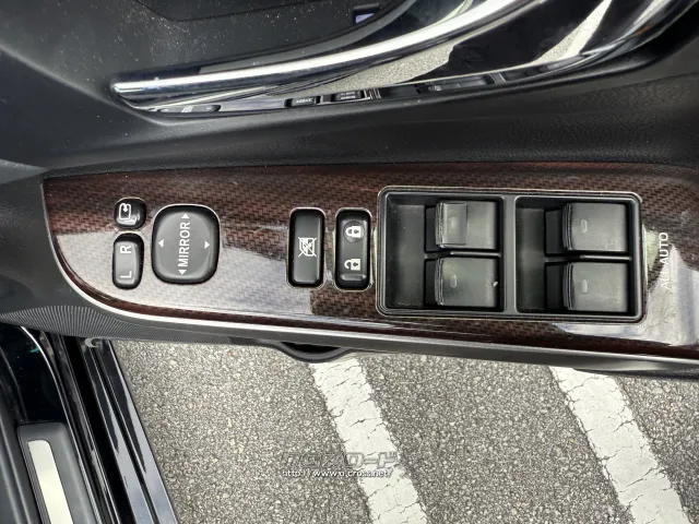 ダイハツ アルティスハイブリッド
