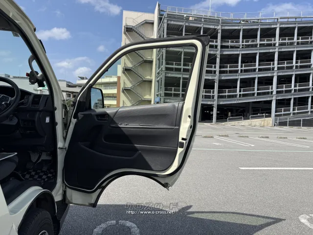 トヨタ ハイエースバン