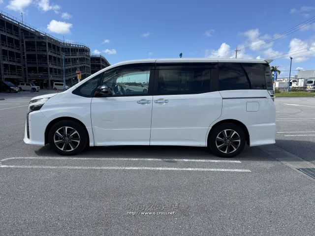 トヨタ ヴォクシー