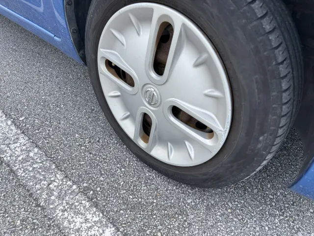 日産 キューブ