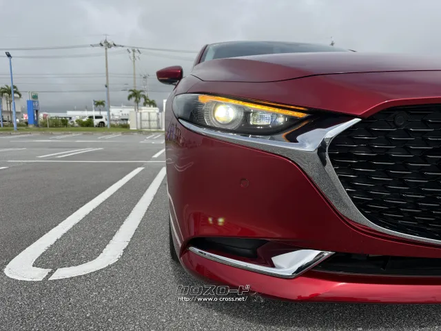 マツダ MAZDA3セダン