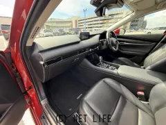 マツダ MAZDA3セダン