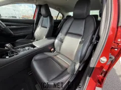 マツダ MAZDA3セダン