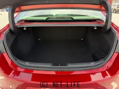 マツダ MAZDA3セダン