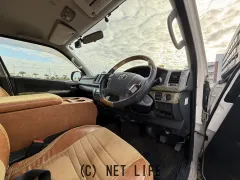 トヨタ ハイエースバン
