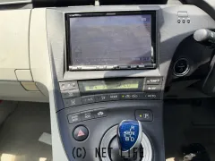 トヨタ プリウス