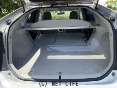 トヨタ プリウス