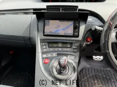 トヨタ プリウス
