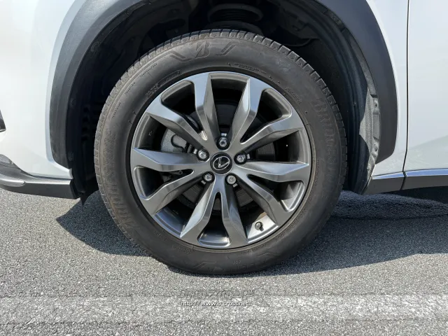 レクサス NX