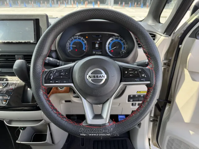 日産 ルークス
