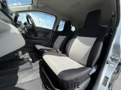 ダイハツ ミライース