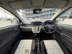 ダイハツ ミライース