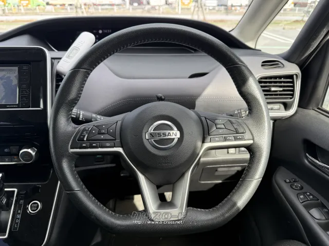 日産 セレナ