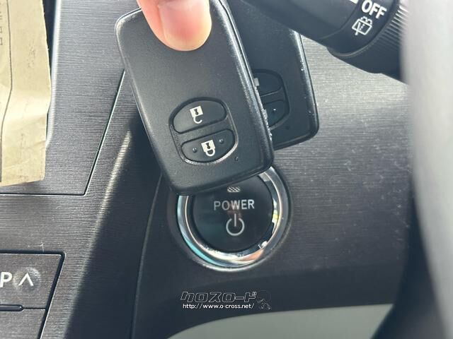 トヨタ プリウス